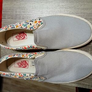 Women's Van's slip ons